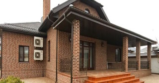 Строительство домов из кирпича с мансардой в клине | от 3624 рублей